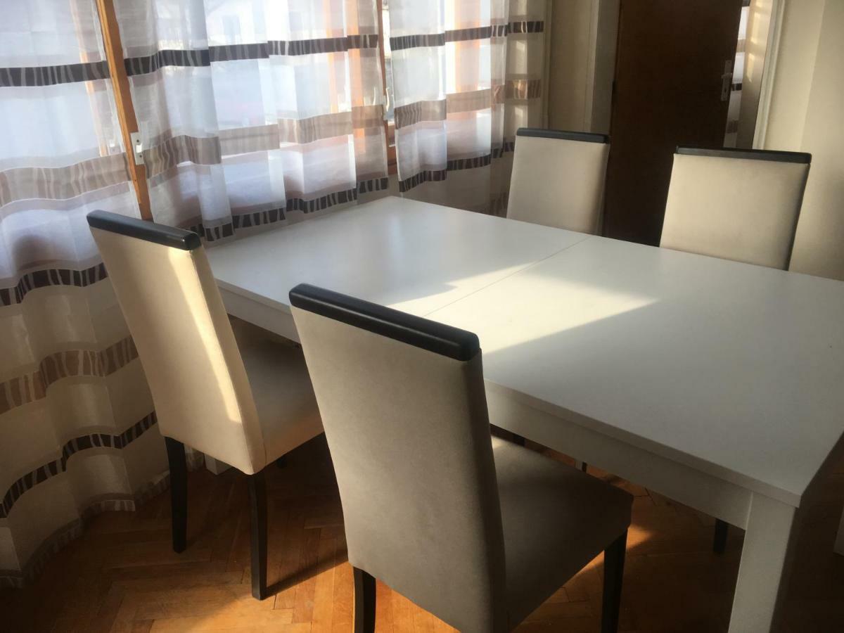 Apartemen Stylish Spacious Flat Sofia